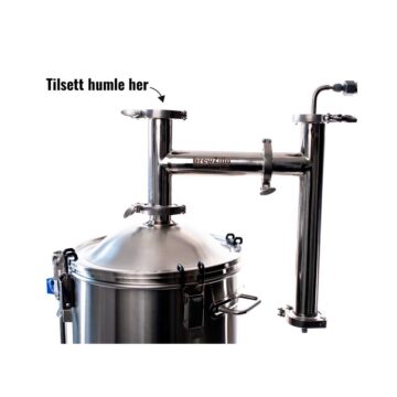 Her tilsetter du enkelt humle under brygging!